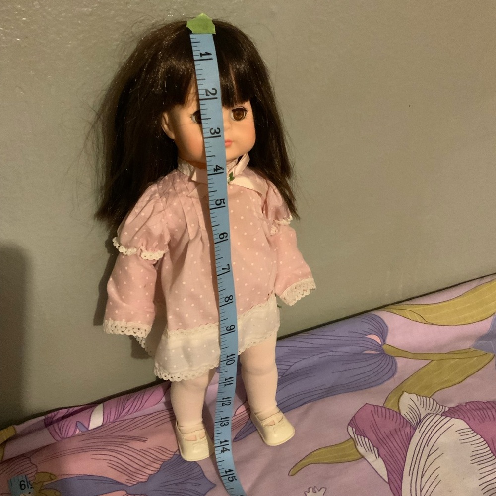 Vogue Dolls  Pink Dress Doll 14.5 Inches - Picture 6 of 6